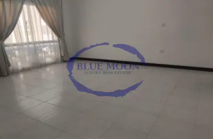 Villa - 4 Bedrooms - 5 Bathrooms for rent in Old Airport Road - Old Airport Road - Doha