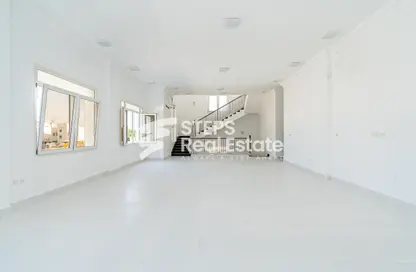 Villa - 6 Bedrooms for rent in West Bay Lagoon Street - West Bay Lagoon - Doha