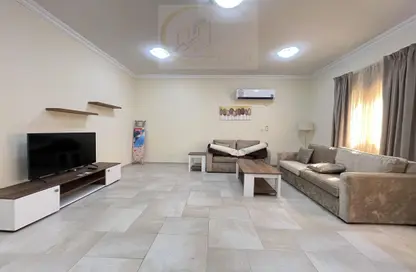 Apartment - 2 Bedrooms - 2 Bathrooms for rent in Gulf Residence - Gulf Residence - Al Nasr - Doha