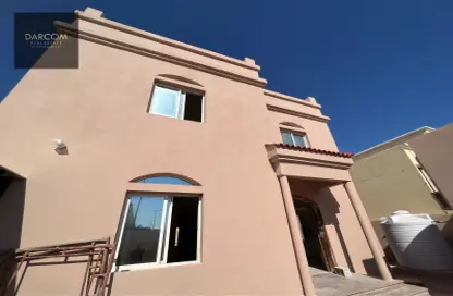 Villa - 5 Bedrooms - 6 Bathrooms for rent in New Salata - Salata - Doha