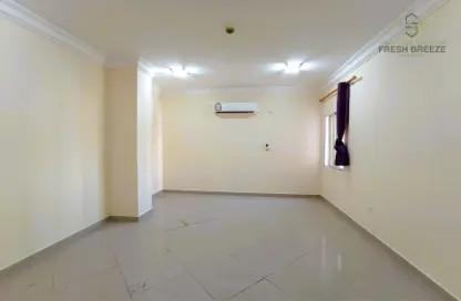 Apartment - 2 Bedrooms - 2 Bathrooms for rent in Al Muntazah - Doha