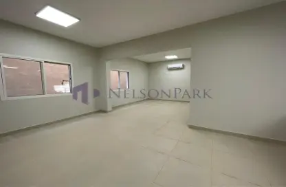 Apartment - 2 Bedrooms - 1 Bathroom for rent in Old Al Ghanim - Al Ghanim - Doha