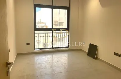 Apartment - 2 Bedrooms - 2 Bathrooms for rent in Old Al Ghanim - Al Ghanim - Doha