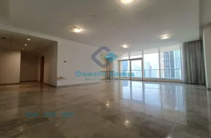 Apartment - 3 Bedrooms - 5 Bathrooms for rent in Central Business District - West Bay - Doha