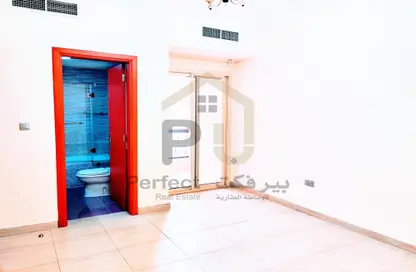 Apartment - 3 Bedrooms - 3 Bathrooms for rent in Al Mirqab - Al Mirqab - Doha