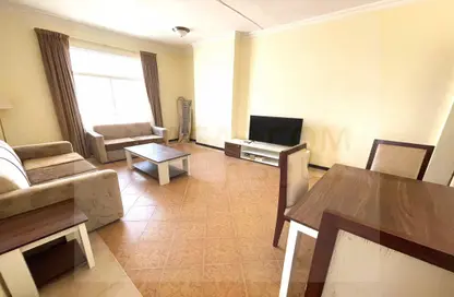 Apartment - 2 Bedrooms - 3 Bathrooms for rent in Musheireb Apartments - Musheireb - Doha