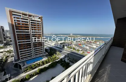 Apartment - 2 Bedrooms - 3 Bathrooms for rent in Lusail Residence - Marina District - Lusail