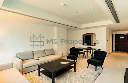 Apartment - 1 Bedroom - 2 Bathrooms for sale in West Porto Drive - Porto Arabia - The Pearl Island - Doha