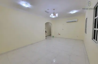 Apartment - 3 Bedrooms - 2 Bathrooms for rent in Al Muntazah Street - Al Muntazah - Doha