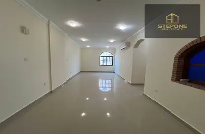 Apartment - 3 Bedrooms - 2 Bathrooms for rent in Al Sadd Road - Al Sadd - Doha