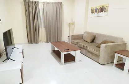 Apartment - 1 Bedroom - 1 Bathroom for rent in Umm Ghuwalina - Umm Ghuwailina - Doha