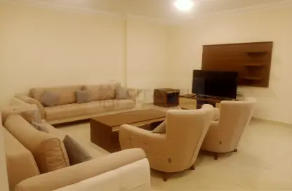 Apartment - 2 Bedrooms - 2 Bathrooms for rent in Fereej Abdul Aziz - Fereej Abdul Aziz - Doha