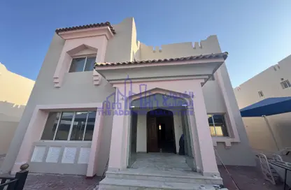 Villa - 4 Bedrooms - 4 Bathrooms for rent in Street 871 - Al Duhail South - Al Duhail - Doha