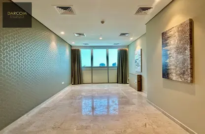 Apartment - 1 Bedroom - 2 Bathrooms for rent in Zig Zag Tower B - Zig Zag Towers - West Bay - Doha