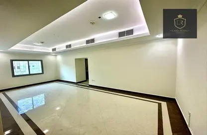 Apartment - 3 Bedrooms - 3 Bathrooms for rent in Najma Street - Najma - Doha