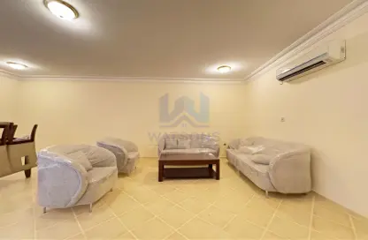 Apartment - 3 Bedrooms - 2 Bathrooms for rent in Old Airport Road - Old Airport Road - Doha