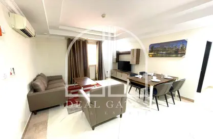 Apartment - 2 Bedrooms - 2 Bathrooms for rent in Al Sadd Road - Al Sadd - Doha