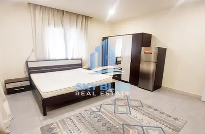 Apartment - 1 Bathroom for rent in Tawar Compound - Al Duhail - Al Duhail - Doha