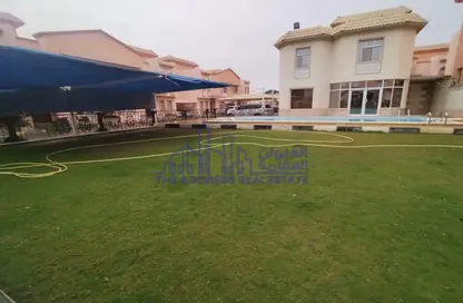 Villa - 6 Bedrooms - 5 Bathrooms for rent in Izghawa - Izghawa - Doha