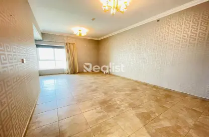 Apartment - 2 Bedrooms - 3 Bathrooms for rent in Burj Al Marina - Marina District - Lusail