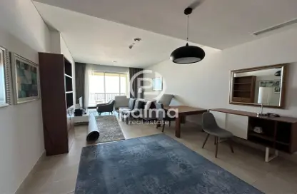 Apartment - 2 Bedrooms - 2 Bathrooms for rent in Viva West - Viva Bahriyah - The Pearl Island - Doha