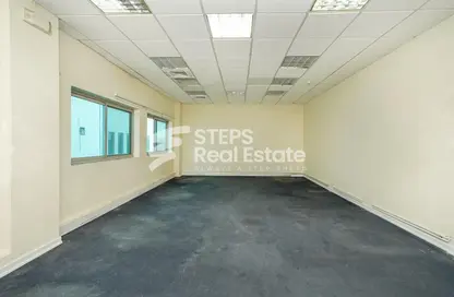 Office Space - Studio - 1 Bathroom for rent in Financial Square - C-Ring - Doha