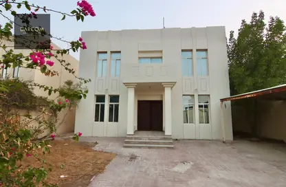 Villa - 5 Bedrooms - 6 Bathrooms for rent in Al Maamoura - Al Maamoura - Doha