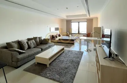 Apartment - 1 Bathroom for rent in East Porto Drive - Porto Arabia - The Pearl Island - Doha