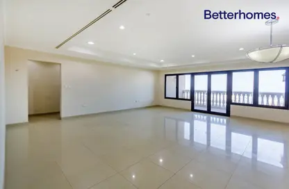 Apartment - 3 Bedrooms - 5 Bathrooms for rent in Porto Arabia - The Pearl Island - Doha