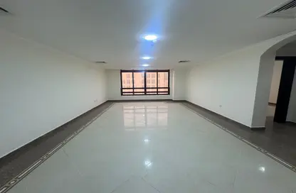 Apartment - 1 Bedroom - 1 Bathroom for rent in Musheireb - Musheireb - Doha