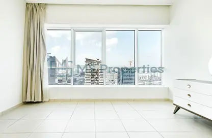 Apartment - 2 Bedrooms - 2 Bathrooms for rent in Marina District - Lusail