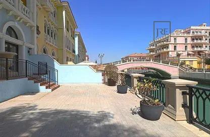 Apartment - 3 Bedrooms - 3 Bathrooms for sale in Qanat Quartier - The Pearl Island - Doha
