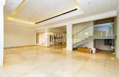 Villa - 7+ Bedrooms - 7+ Bathrooms for sale in Al Thumama - Al Thumama - Doha