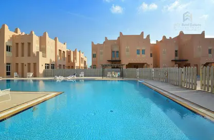 Compound - 4 Bedrooms - 5 Bathrooms for rent in East Gate - West Bay Lagoon - Doha