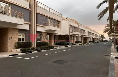 Villa - 4 Bedrooms - 4 Bathrooms for rent in Muraikh - AlMuraikh - Doha