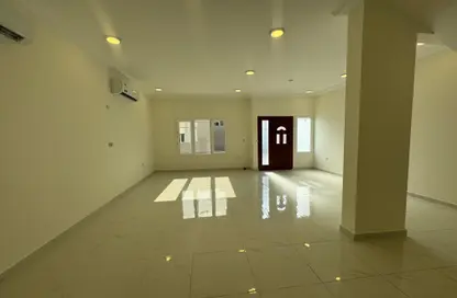 Villa - 7 Bedrooms for rent in Al Markhiya Street - Al Markhiya - Doha