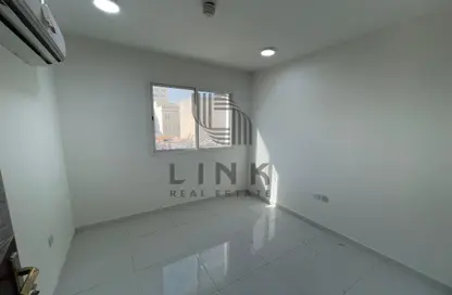 Apartment - 2 Bedrooms - 2 Bathrooms for rent in Najma 28 - Ibn Dirhem Street - Najma - Doha