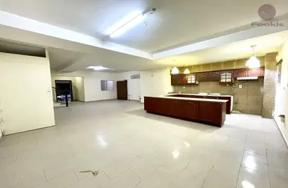 Compound - 5 Bedrooms - 6 Bathrooms for rent in Al Thumama - Al Thumama - Doha