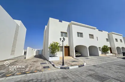 Villa - 3 Bedrooms - 4 Bathrooms for rent in Um Salal shops - Umm Salal Mohammed - Doha