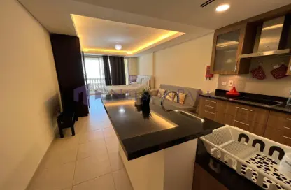 Apartment - 1 Bathroom for rent in Viva West - Viva Bahriyah - The Pearl Island - Doha