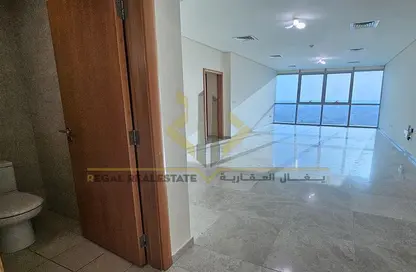 Apartment - 2 Bedrooms - 2 Bathrooms for rent in Zig Zag Tower B - Zig Zag Towers - West Bay - Doha