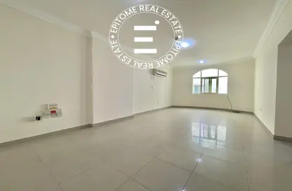 Apartment - 2 Bedrooms - 2 Bathrooms for rent in Al Sadd Road - Al Sadd - Doha