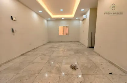 Apartment - 3 Bedrooms - 3 Bathrooms for rent in Al Nasr Street - Al Nasr - Doha