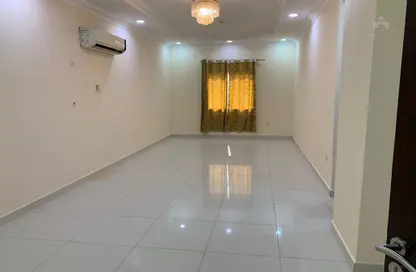 Apartment - 2 Bedrooms - 2 Bathrooms for rent in Najma - Doha