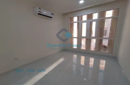 Apartment - 3 Bedrooms - 3 Bathrooms for rent in Kulaib Street - Kulaib Street - Doha