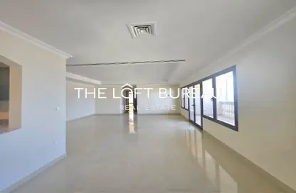 Apartment - 2 Bedrooms - 3 Bathrooms for sale in East Porto Drive - Porto Arabia - The Pearl Island - Doha