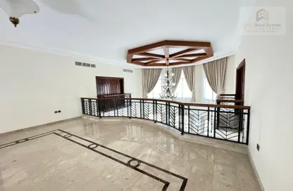 Villa - 5 Bedrooms - 6 Bathrooms for rent in North Gate - West Bay Lagoon - Doha