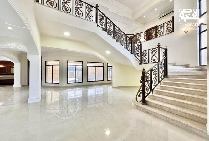 Villa - 5 Bedrooms - 6 Bathrooms for rent in West Bay Lagoon - Doha