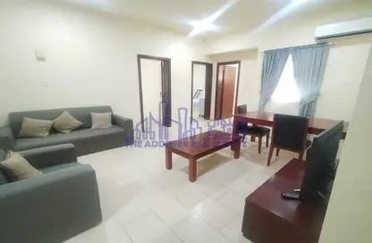 Apartment - 2 Bedrooms - 1 Bathroom for rent in Anas Street - Fereej Bin Mahmoud North - Fereej Bin Mahmoud - Doha