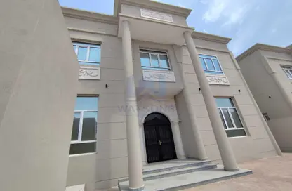 Villa - 5 Bedrooms - 5 Bathrooms for rent in Al Duhail - Al Duhail - Doha